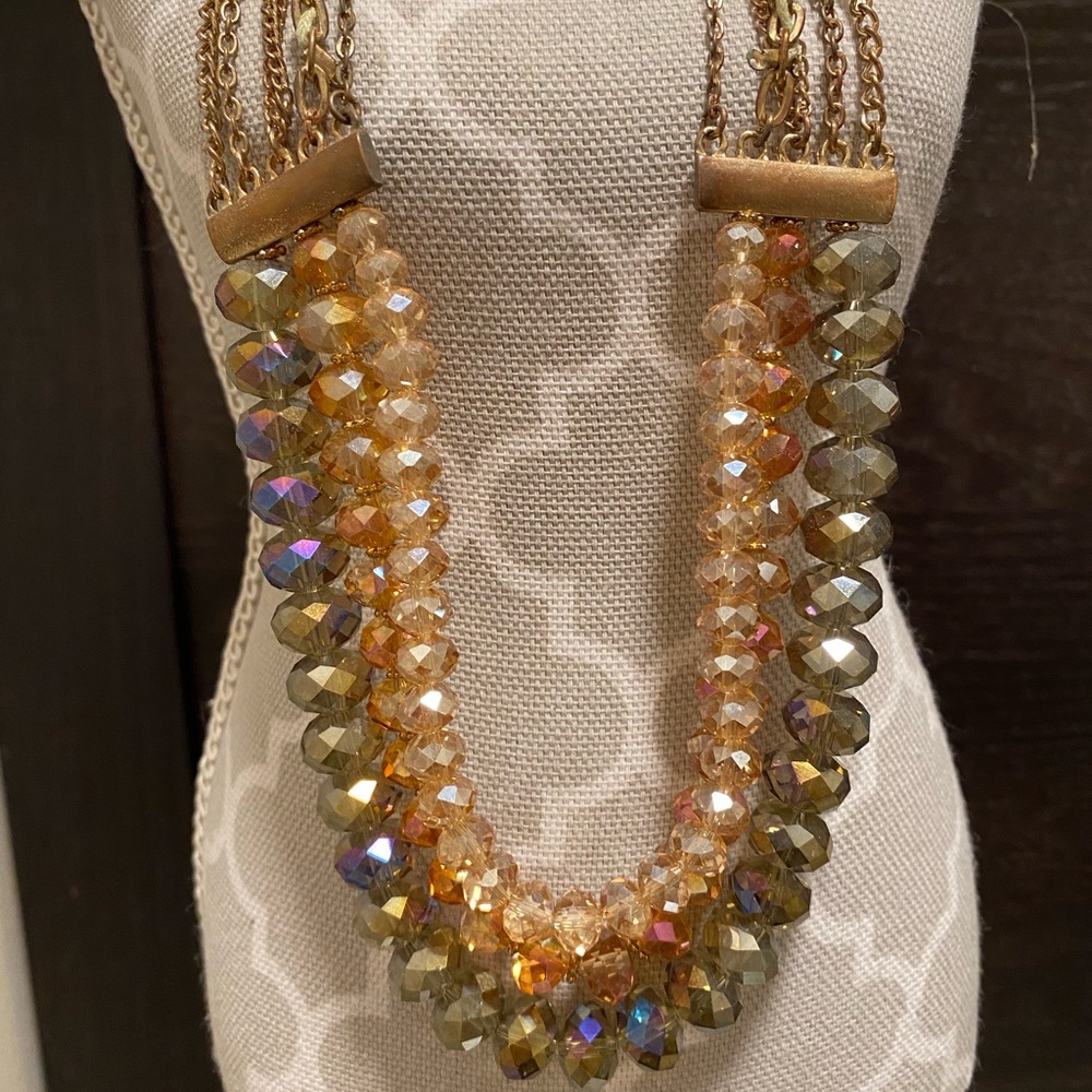 Elegant Gold Amber Hues Statement Necklace